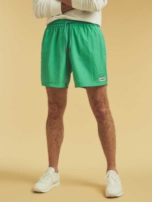 Men's Guess Originals Kit Nylon Shorts Green | 8439-NLGSO